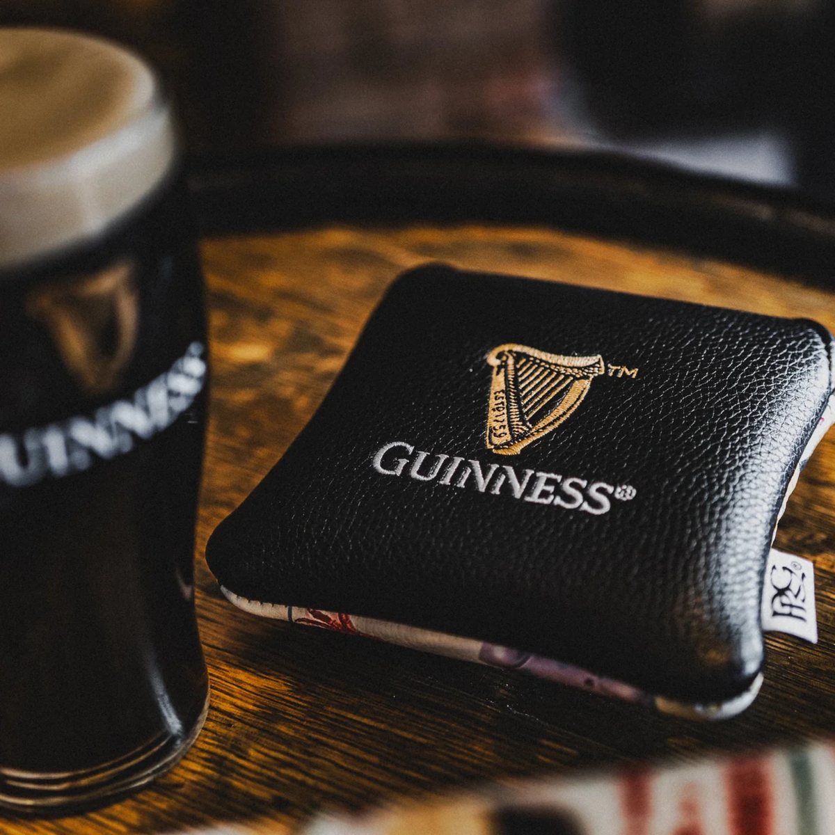 D2C GUINNESS ICON VINTAGE MALLET COVER