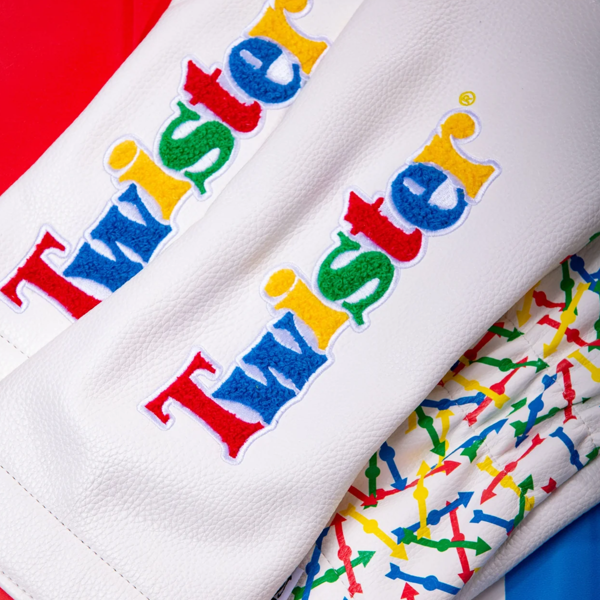 D2C HASBRO TWISTER CHENILLE VINTAGE RESCUE COVER