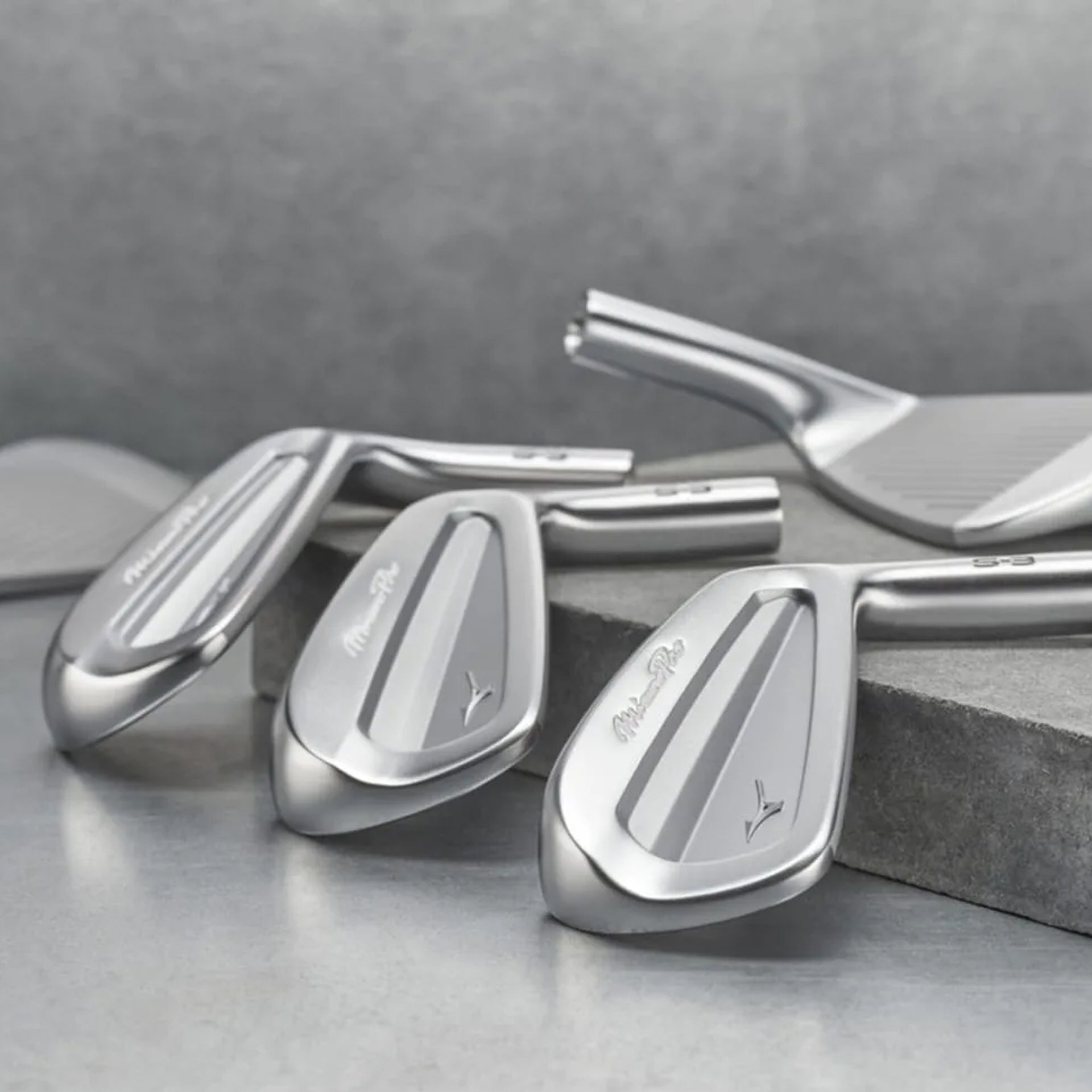 MIZUNO MIZ PRO S-3 IRON SET 4-PW / Project X LS 6.0 FLEX / Right Hand
